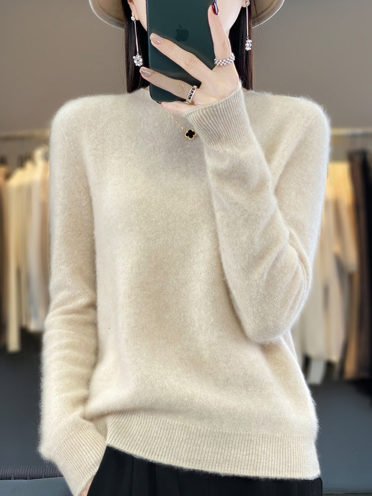 Anette – Comfortable Pullover For Cold Days
