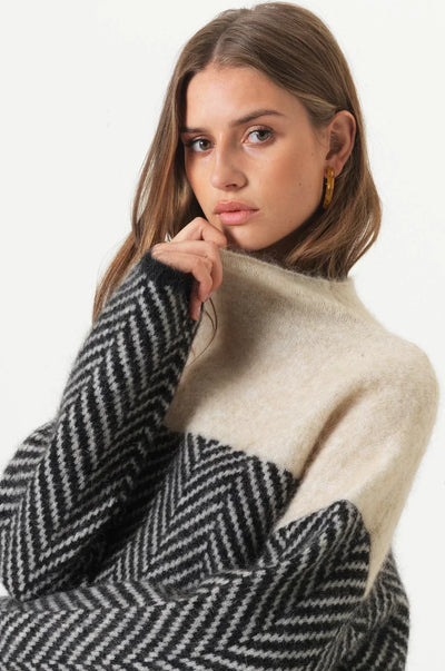 Hannah Luxury Cashmere Turtleneck Sweater